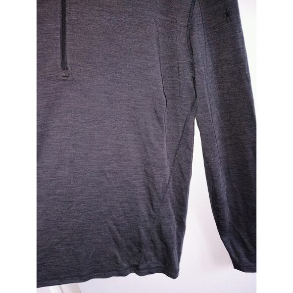 Smartwool Classic Thermal Merino Quarter-Zip Base Layer Top in a dark grey/black - Picture 5 of 12